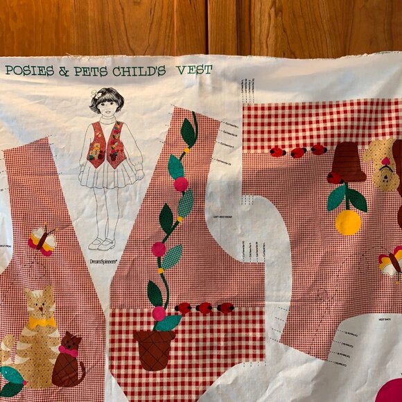 Dreamspinners Posies & Pets Child’s Vest VIP Cranston Cut and Sew XS - L - Picture 11 of 12